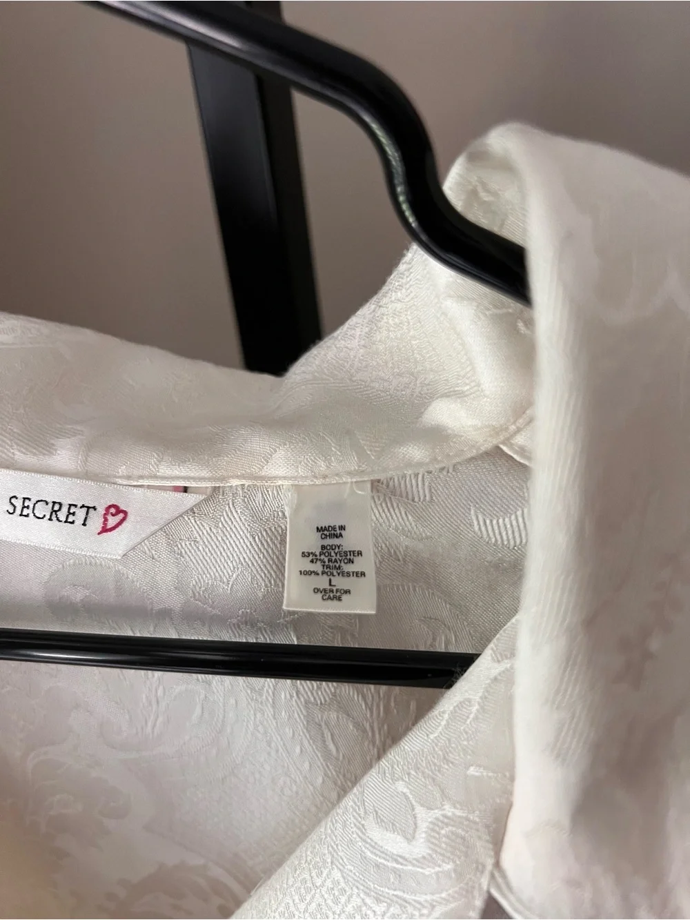 Victoria's Secret Ivory Satin Button-Front Shirt - Picture 5 of 8